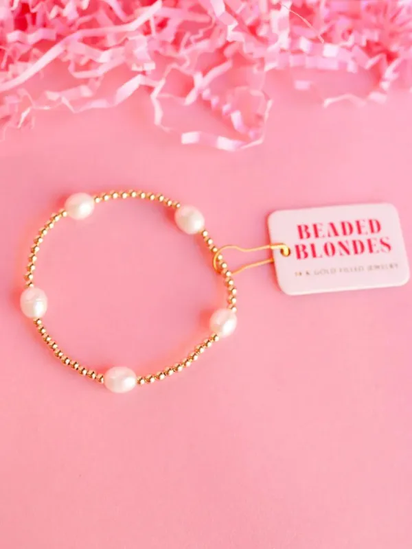 Extended Pearl Poppi Gold Beaded Bracelet