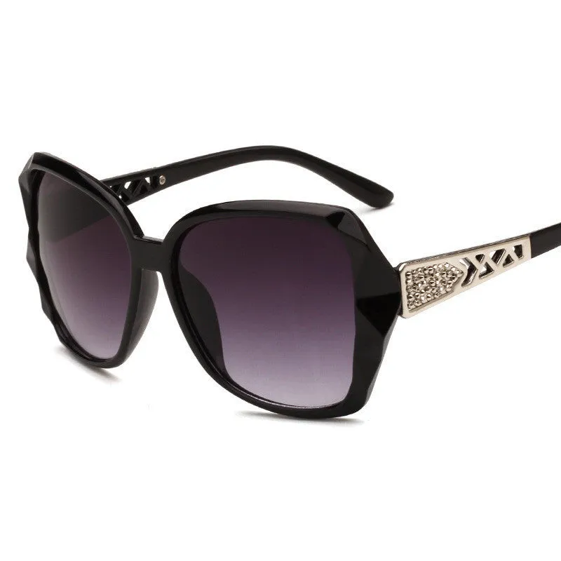 Retro 60's Mod Fashion Sunglasses.